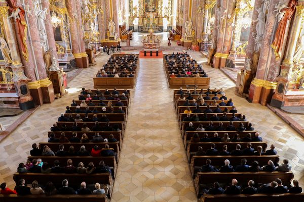 Klosterkirche bei einer Diplomierungsfeier